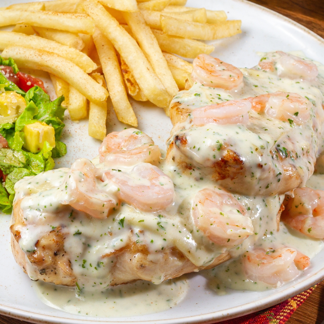 PECHUGA EN SALSA CAMARON